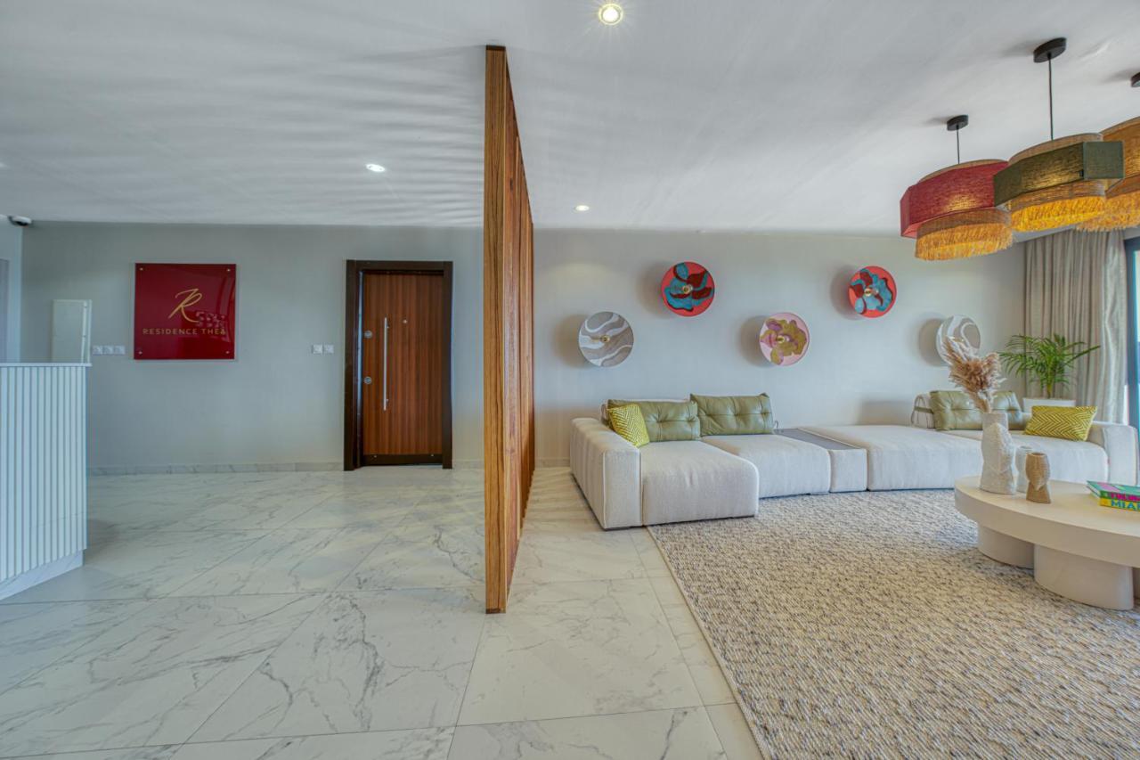 דקר Residence Thea מראה חיצוני תמונה